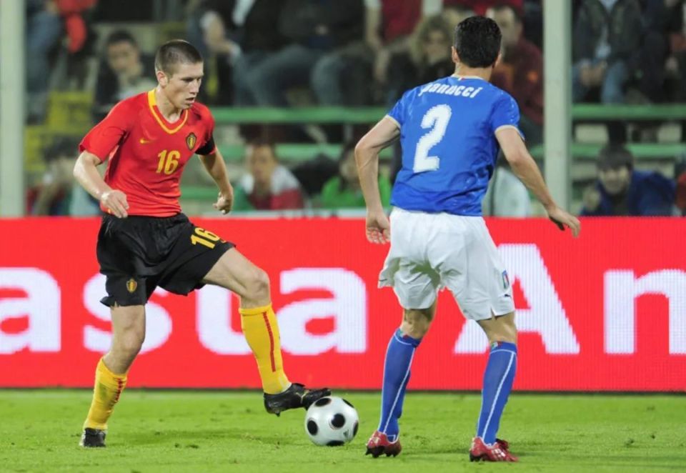 比利时国家队备战丹麦,备受期待 比利时国家队备战丹麦,备受期待