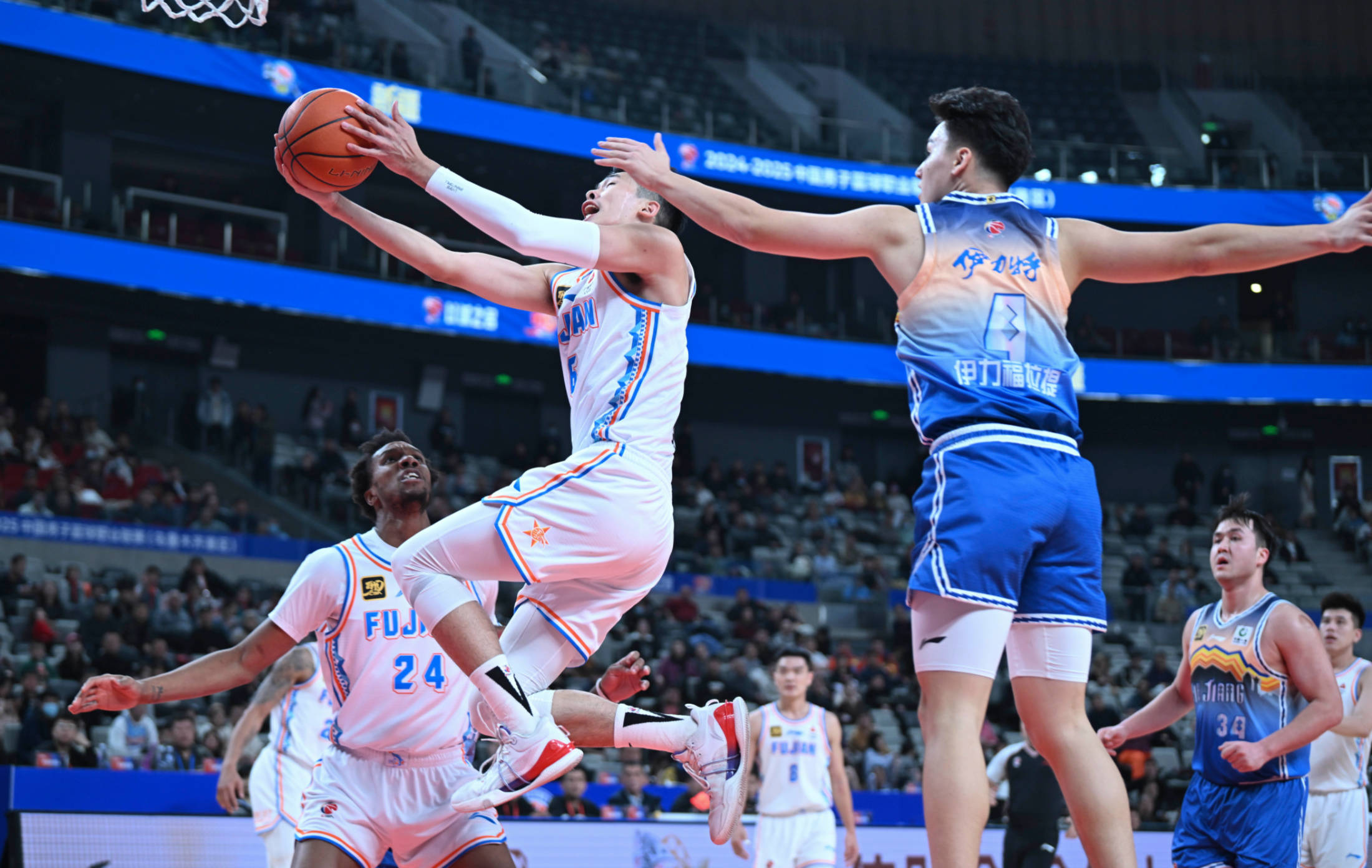 爱游戏下载-关于福建队组织配合默契，狂胜对手，赢得全场掌控的信息