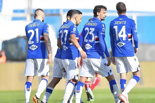 足球比拼燃起热潮,球队实力逐渐显现的简单介绍 足球比拼燃起热潮,球队实力逐渐显现的简单介绍