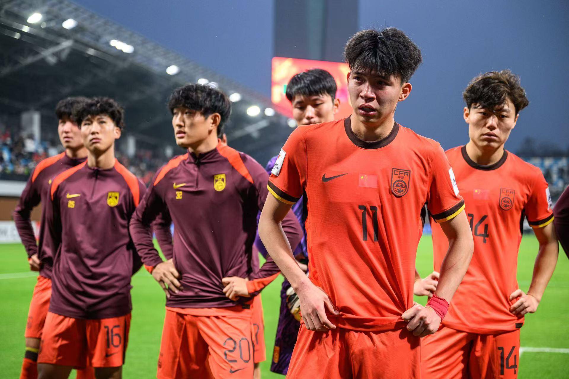 包含足坛顶级盛事,亚洲球队决心夺冠,誓取胜利的词条 包含足坛顶级盛事,亚洲球队决心夺冠,誓取胜利的词条