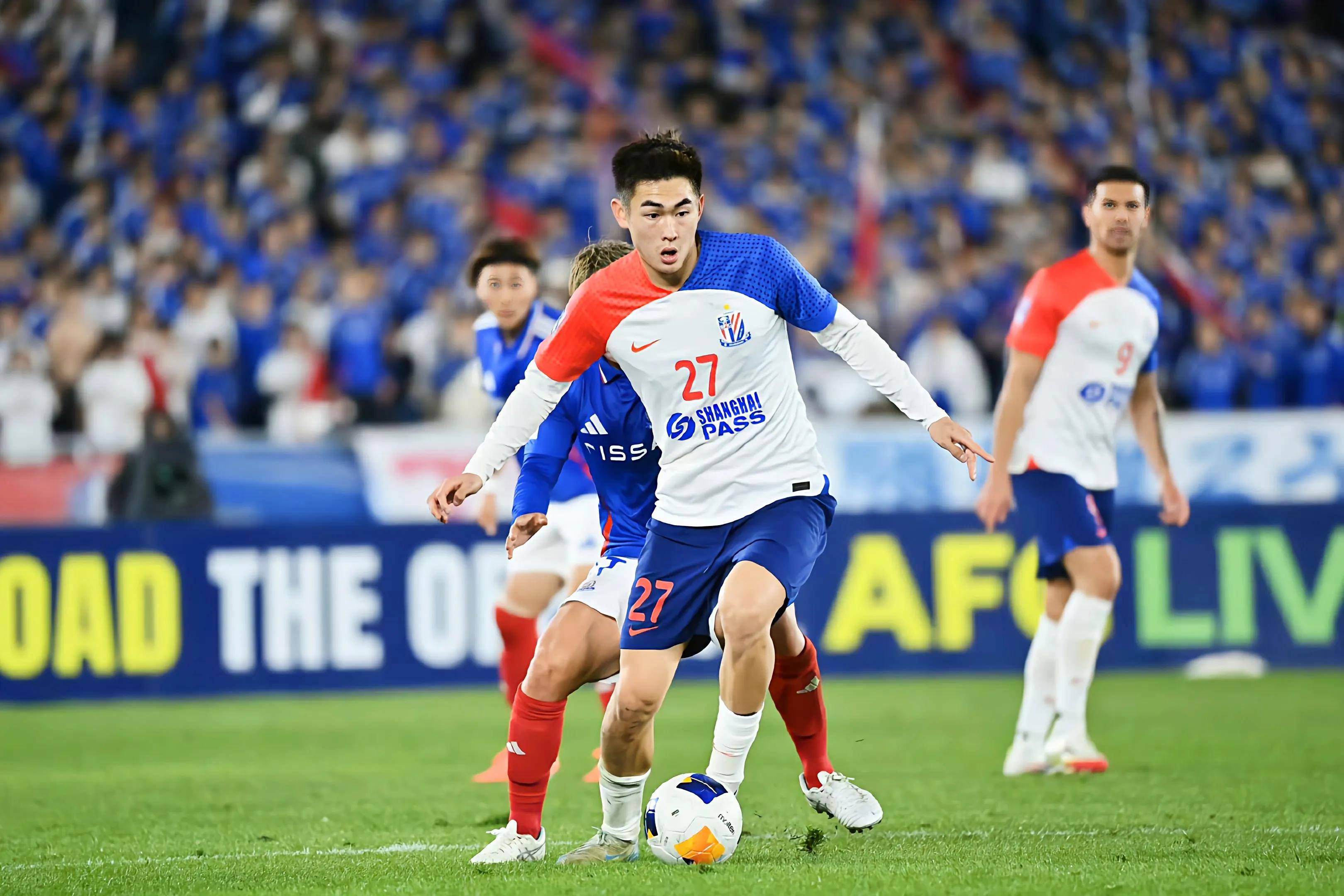 上海申花主场大胜，锋线进攻力表现出色