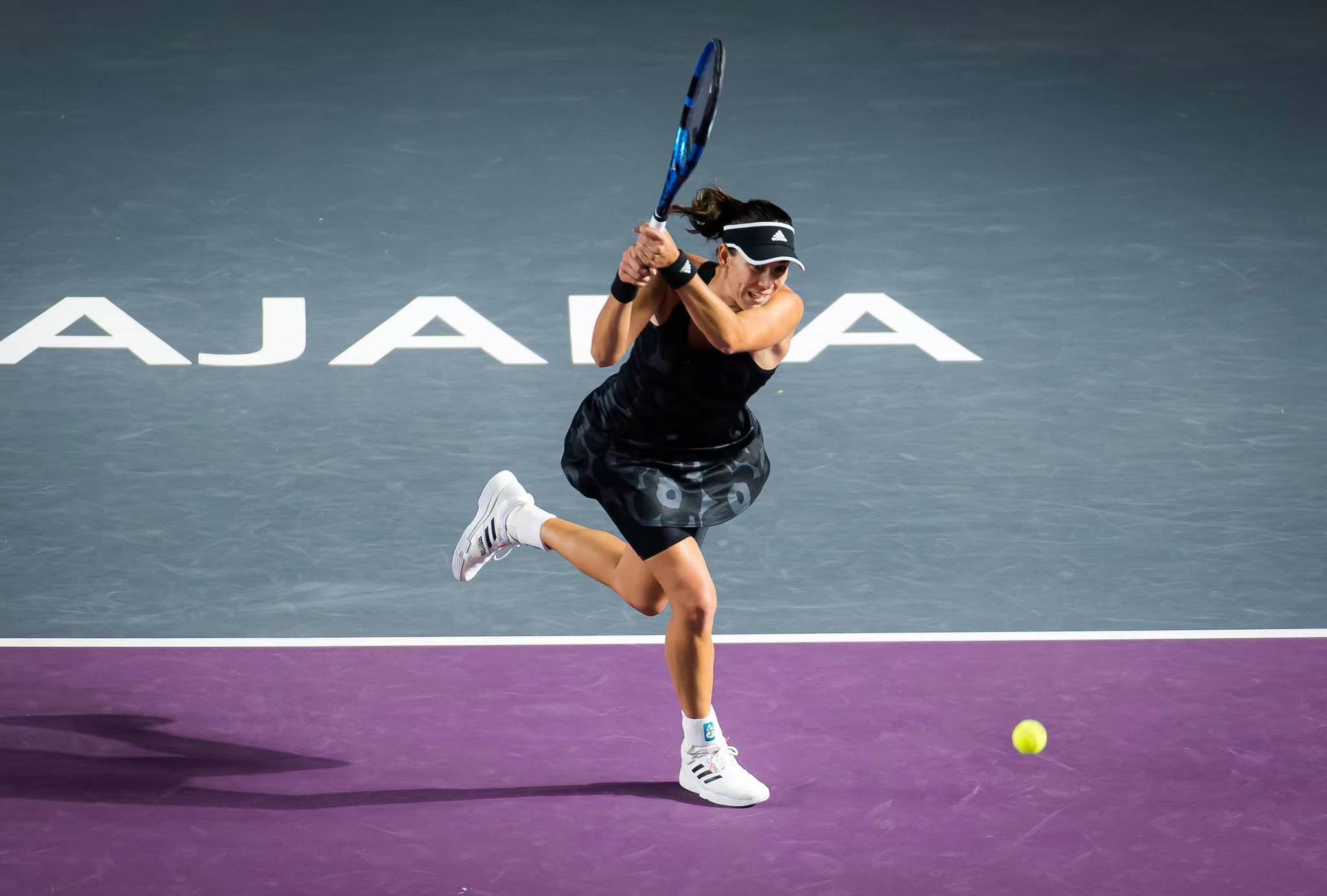 爱游戏大厅-弗赖堡表现抢眼，成功逆转比赛取得胜利的简单介绍