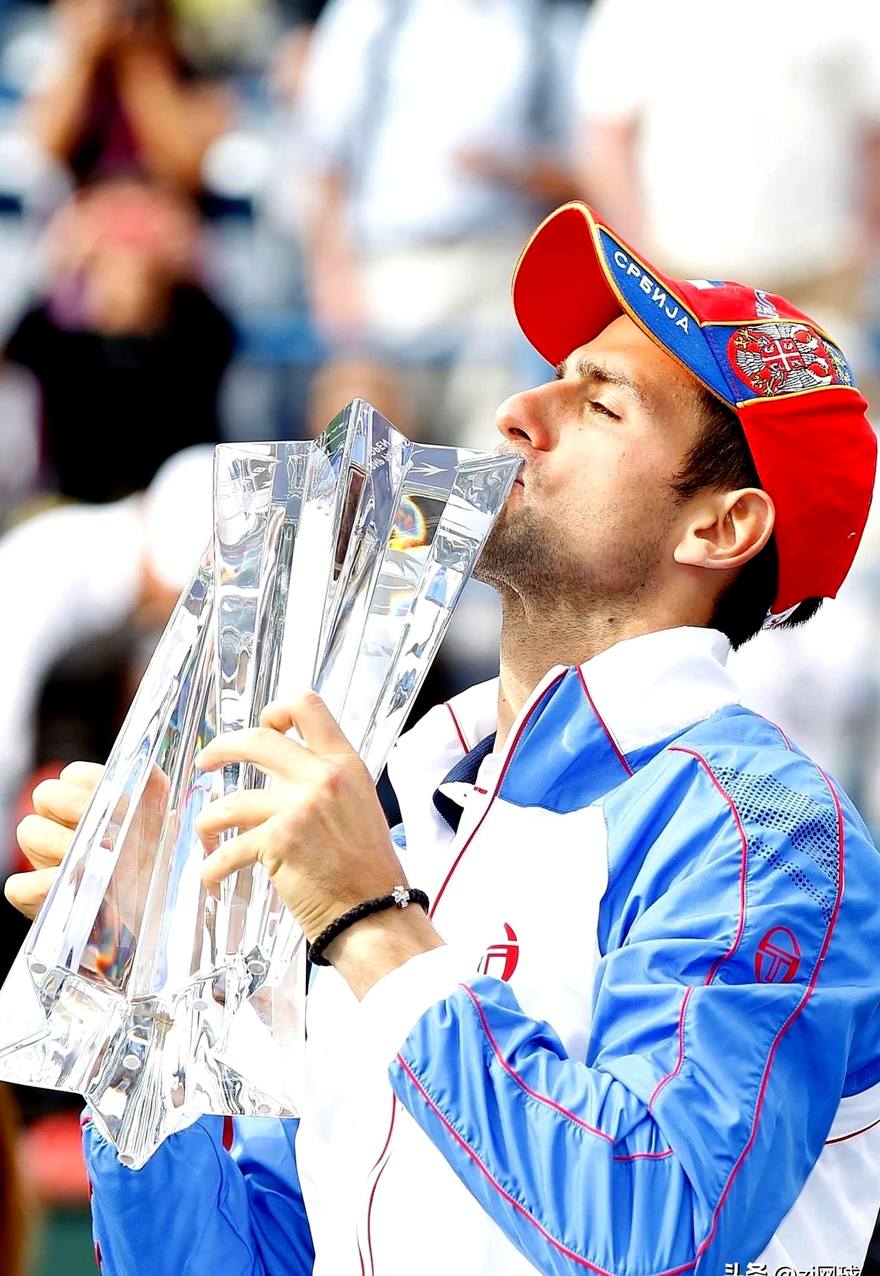 关于西班牙选手实现逆袭夺得铜牌的信息