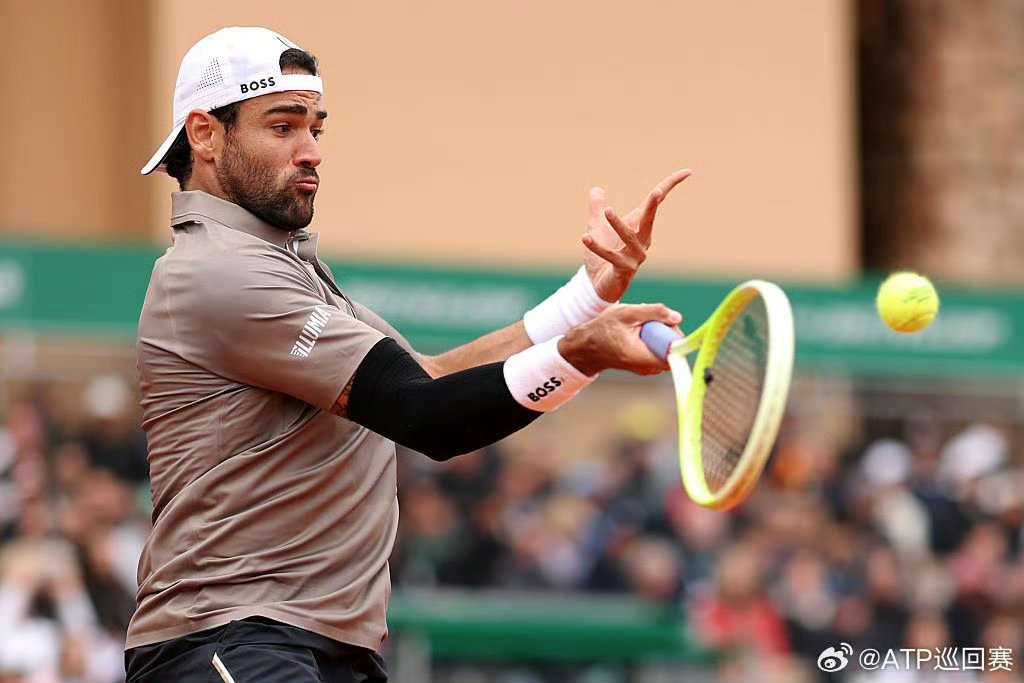 爱游戏官方-包含蒙特卡洛大师赛逆转戴维斯杯，纳达尔点燃赛场的词条