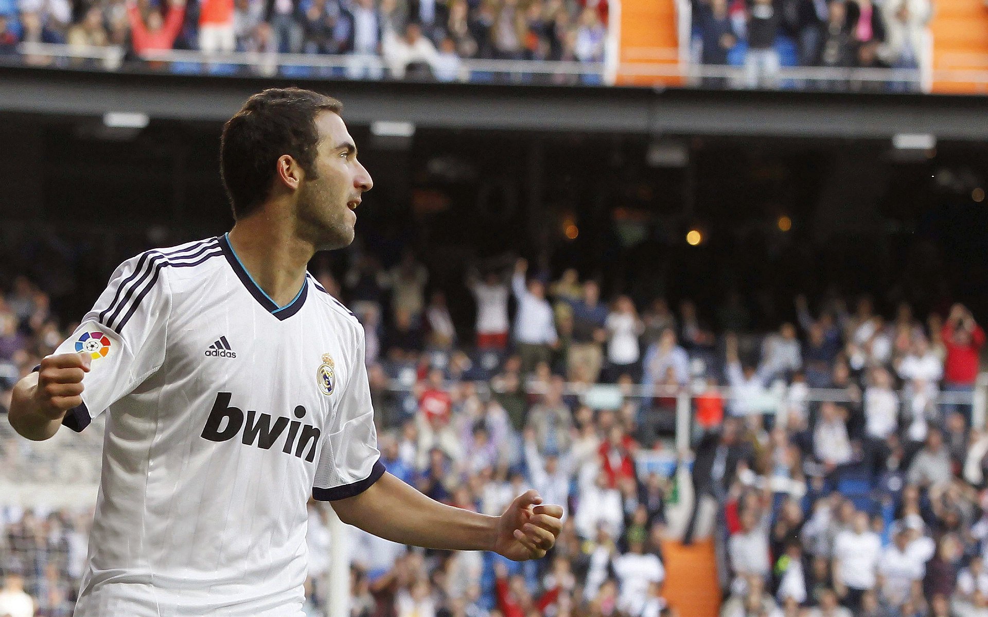 德甲争冠战之夜,文班亚马发挥堪称完美